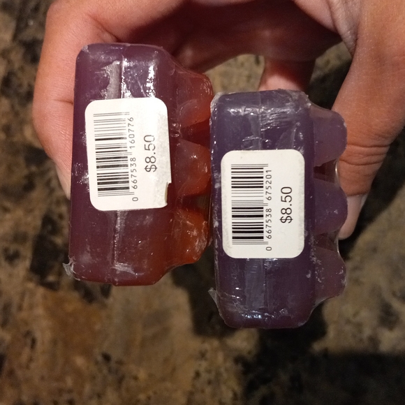 Bath & Body Works Signature Collection Bar Soap Set. - Picture 7 of 7